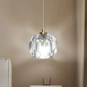Подвесной хрустальный светильник