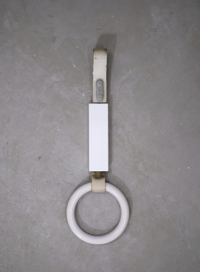 Akasaki & Vanhuyse сделали лампу из старых поручней