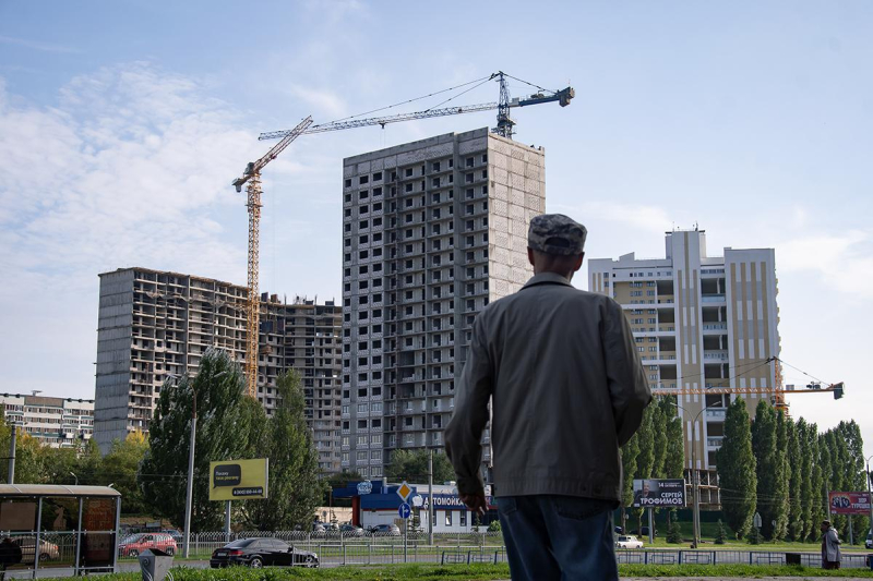 ЦБ снизил ключевую ставку до 17%: что будет с ипотекой и ценами на