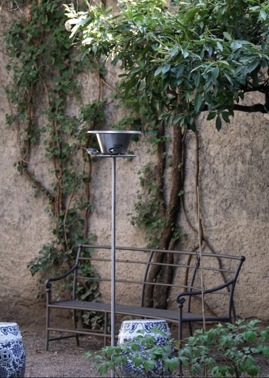 Christie's выставит на аукцион скворечники по дизайну известных архитекторов