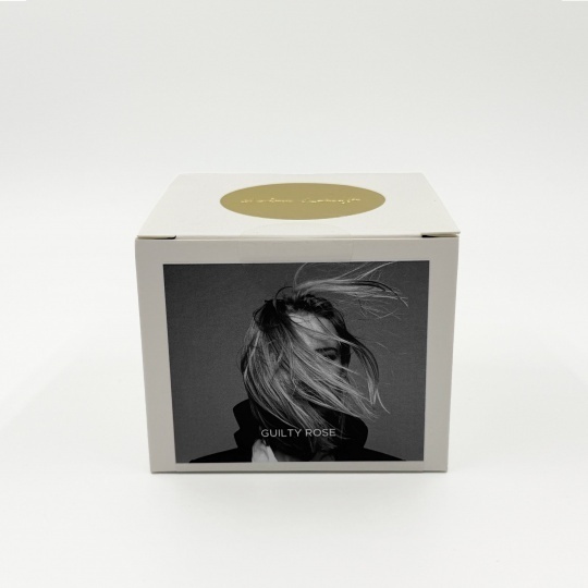 Дима Логинов выпустил серию свечей с авторскими ароматами