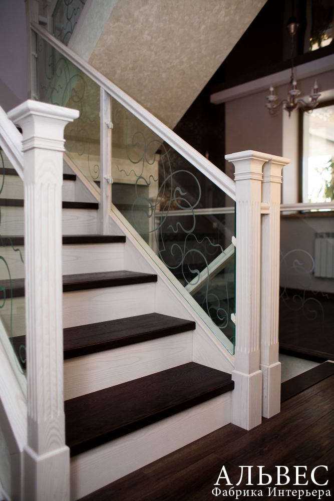 Преимущества заказа лестницы в дом у профессионалов Преимущества заказа лестницы в дом у профессионалов