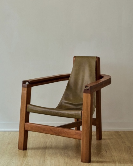 Дизайнер придумала стул для снятия стресса