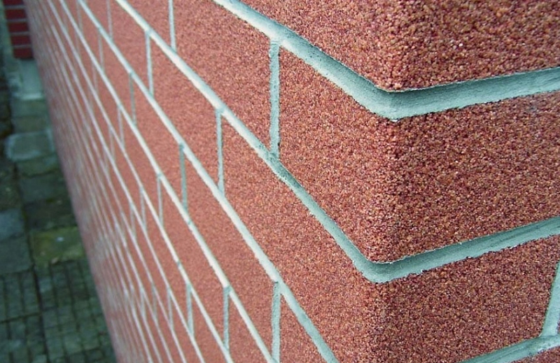 Гибкий камень: плюсы, минусы, 6 вариантов отделки