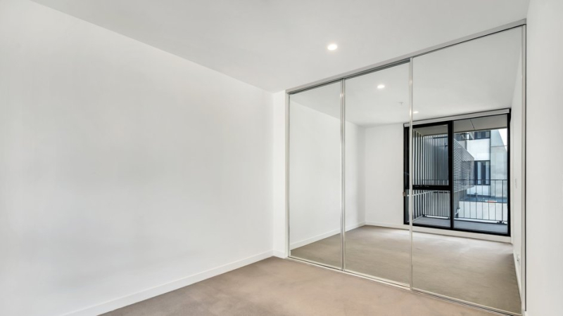 Натяжной потолок снятый и установленный своими руками