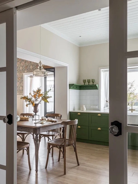 Какой потолок сделать на кухне: 7 практичных вариантов и 80 фотопримеров