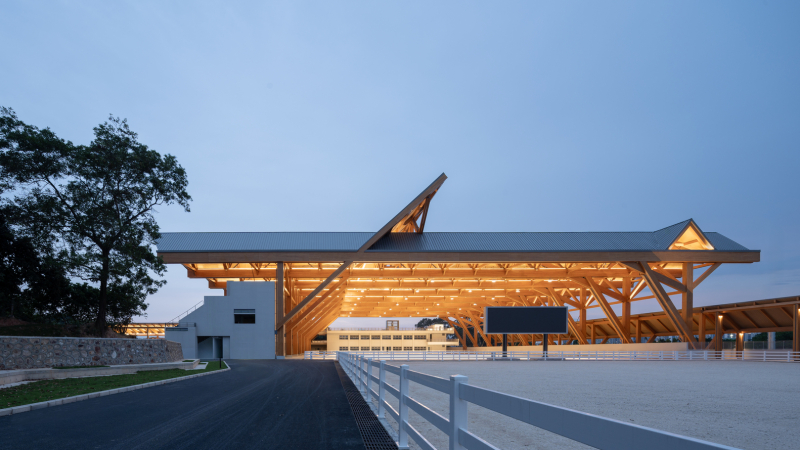 Международный конноспортивный центр Шэньчжэня Гуанмин, Китай