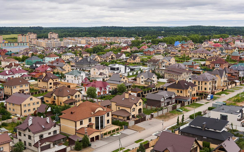Почти три четверти введенного жилья в России пришлось на частные дома