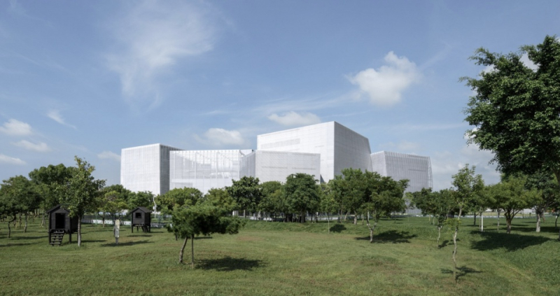 Студия SANAA построила музей-библиотеку на Тайване