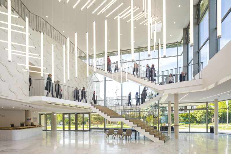 Завершён Региональный театр Бовези в городе Бове, Франция