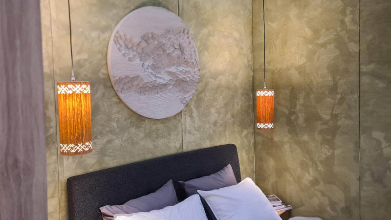 Жидкие обои в интерьере: плюсы и минусы, советы по применению (57 фото)